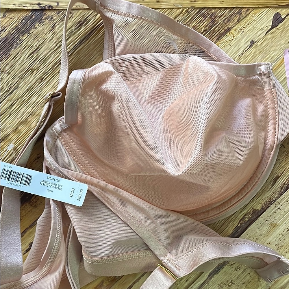Soma Bra Unbelievable Lift 42DD NWT Pink Mesh